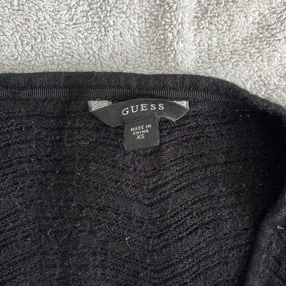 Guess button down crochet sweater - Picture 4 of 7